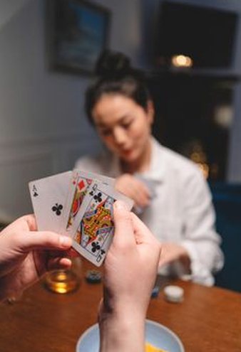 xì dách trực tuyến Hi88